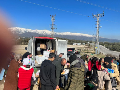 Yardim Dagitimi (39)